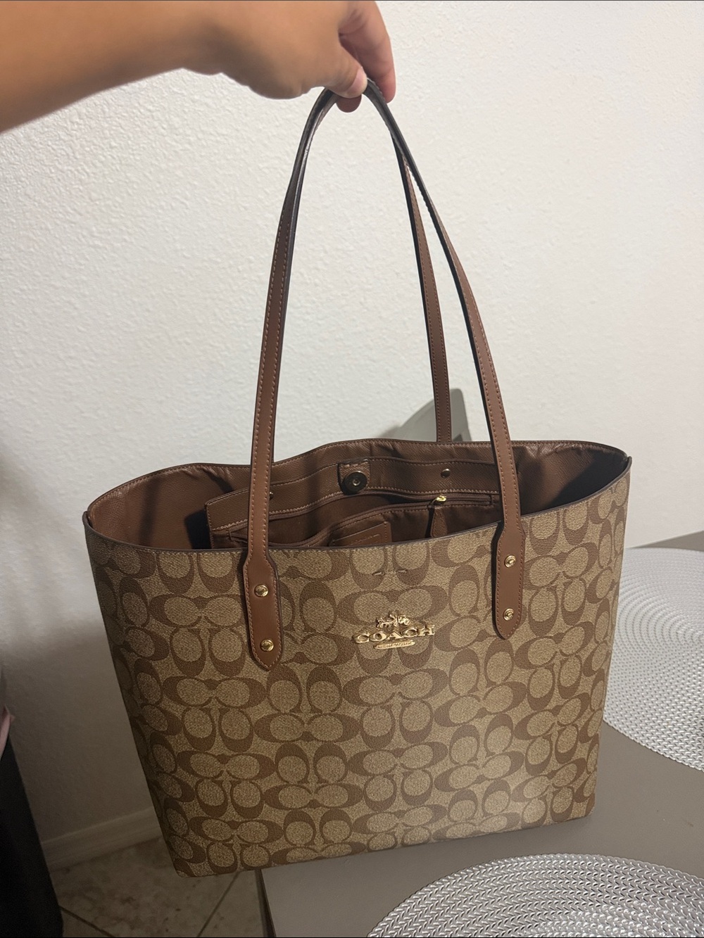 Coach Brown Signature Logo Canvas Tote with Leather Straps/Coach Sandals/wallet